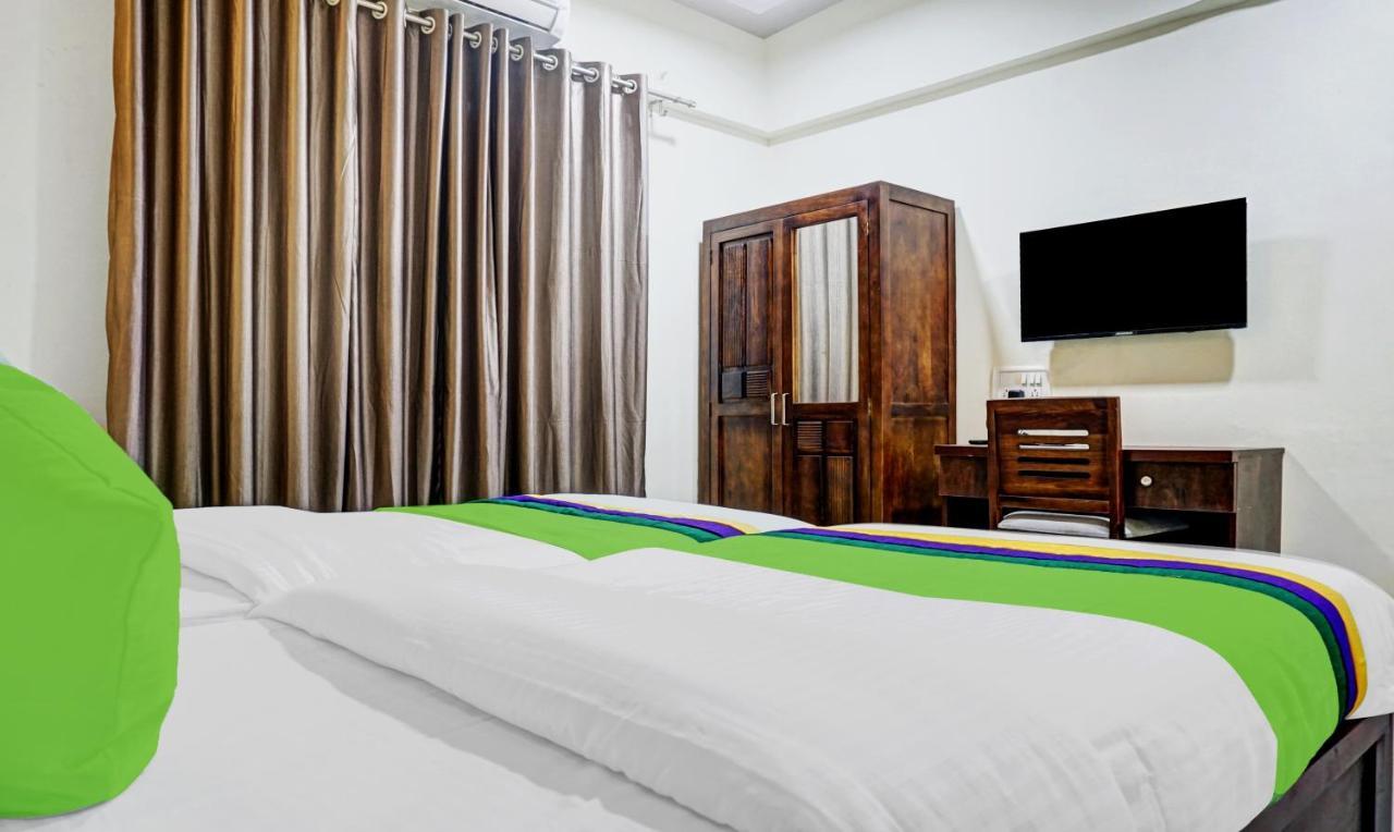 Treebo Tulip Hotell Pune Eksteriør bilde