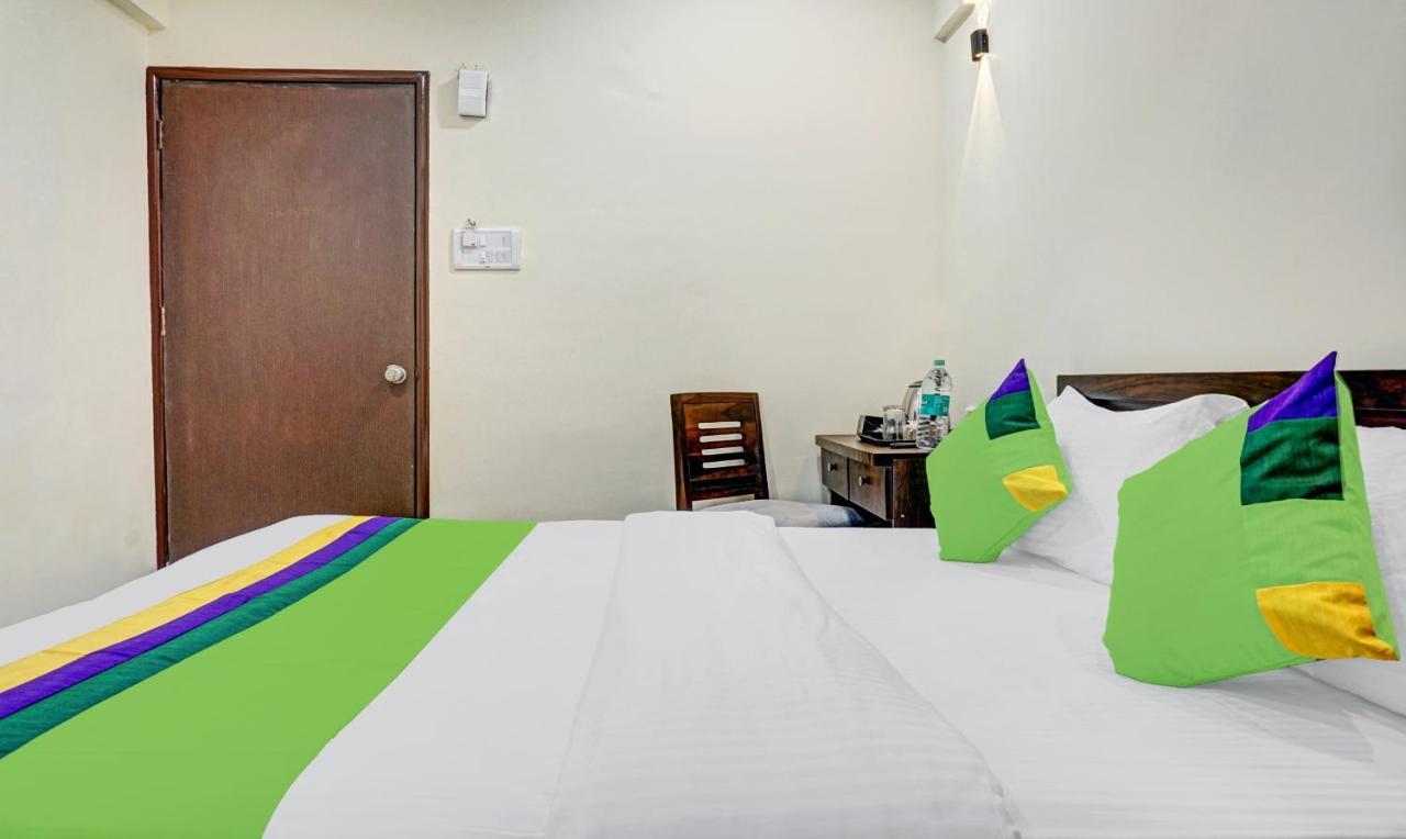 Treebo Tulip Hotell Pune Eksteriør bilde